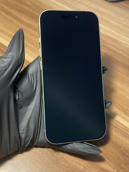 iPhone 17• 256 GB • Sage