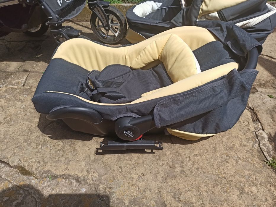 Бебешка количка пълен комплект