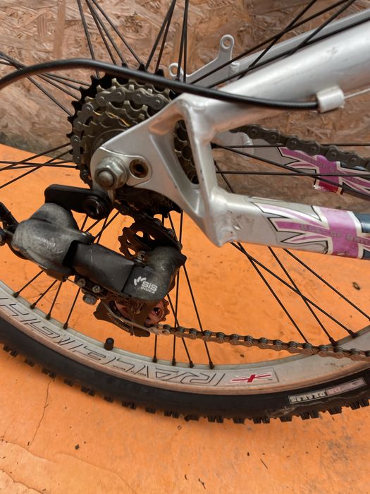 Bicicleta raleigh frana pe dosc rori26” cadru aluminiu