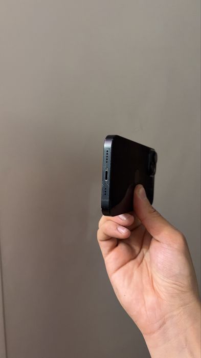 iPhone 14 Black / 256GB
