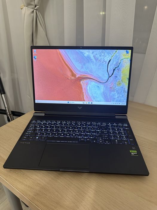 Laptop Gaming HP Victus 15 | Intel i7-13620H | 16GB RAM  DDR5 | RTX 5060 | SSD 512GB | NOU 1 ciclu de incarcare !