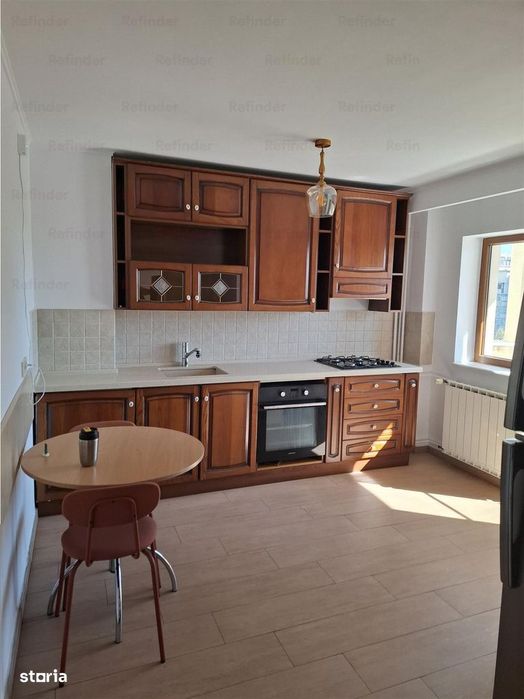 Vanzare apartament 3 camere | Bdul Libertatii | vedere bulevard | etaj