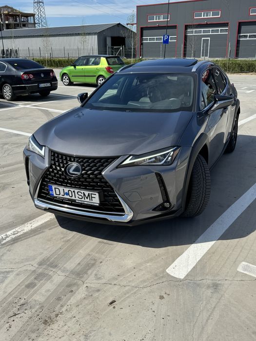 Vand Lexus Seria UX 250h