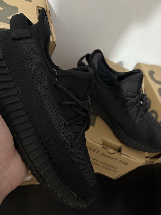 Adidas Yeezy Onyx black