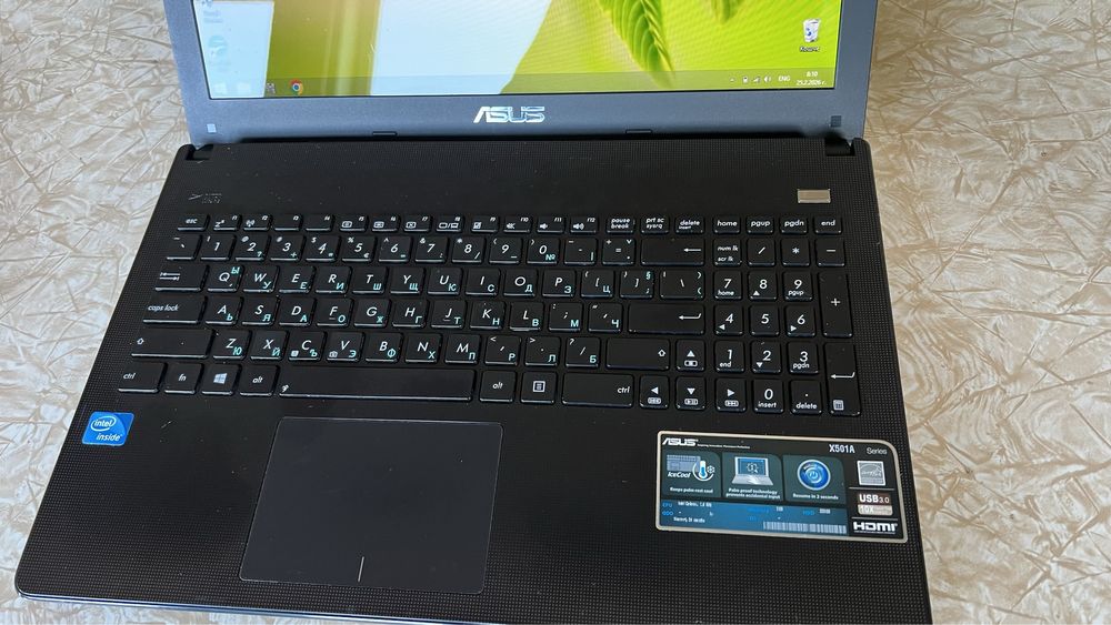 Лаптоп Asus X501