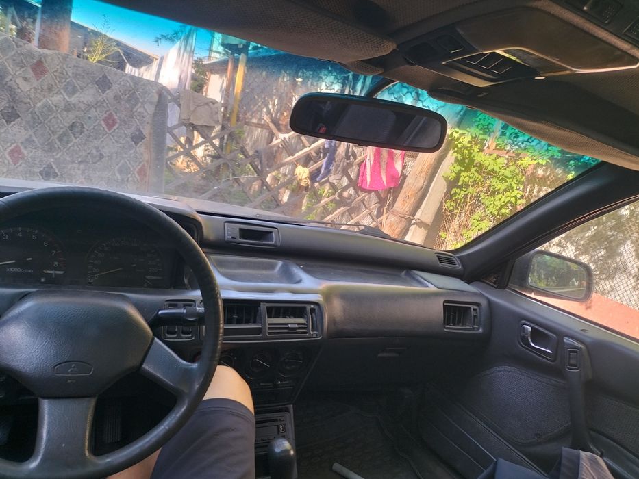 Mitsubishi Galant