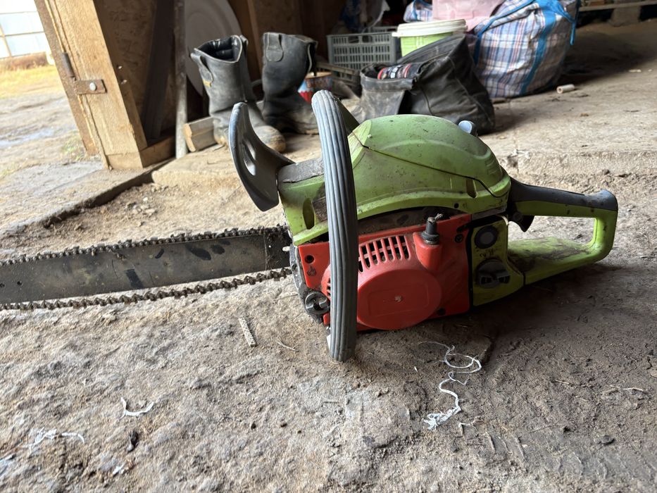 Продам бензопила