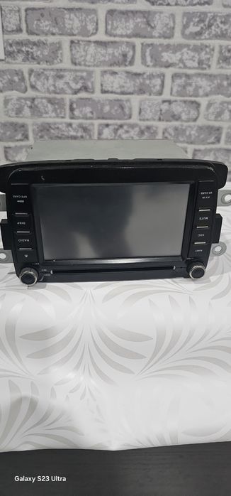 Sandero, rav 4, prado 150