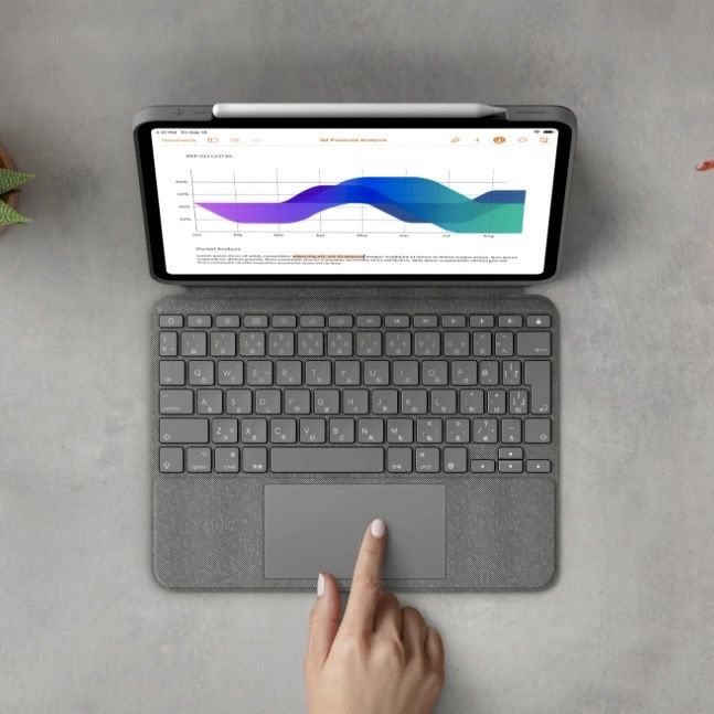 Клавиатура за iPad Pro 11 инча Logitech Combo Touch