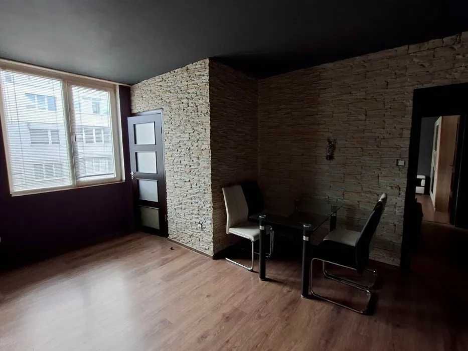 Дава се под наем Двустаен апартамент в София, Люлин 10 - 70 кв.м за 700 € - Снимка #2