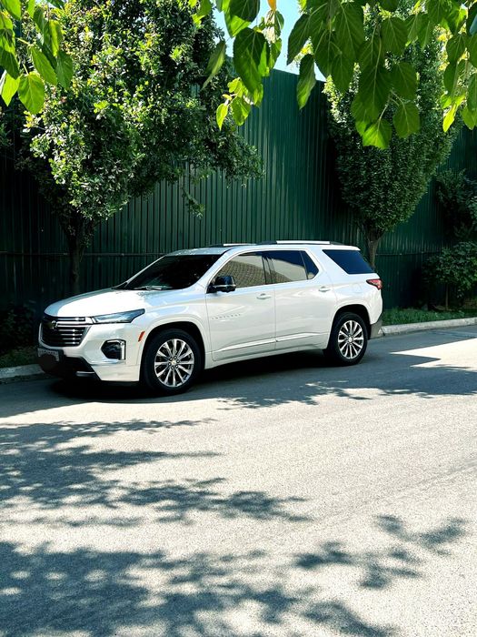 CHEVROLET  Traverse  Premier  full   sotiladi