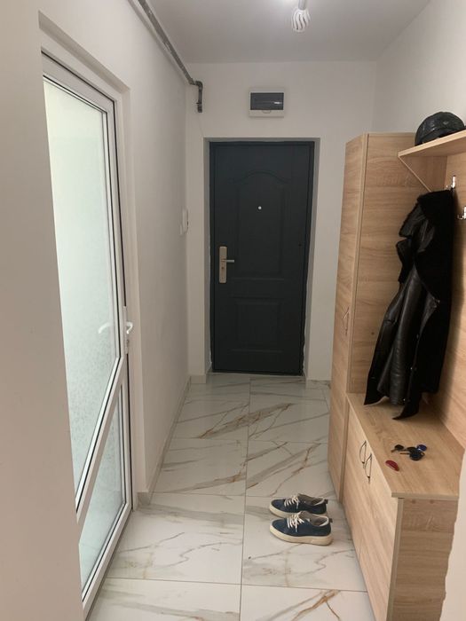 Apartament trei camere
