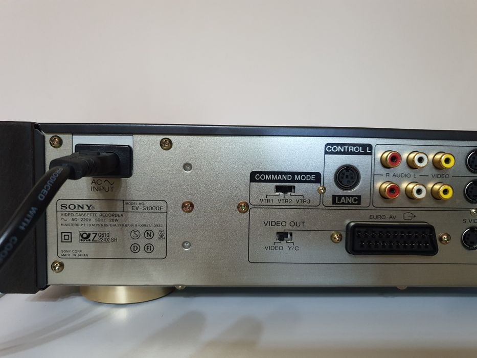 Sony-EV-S1000E i8