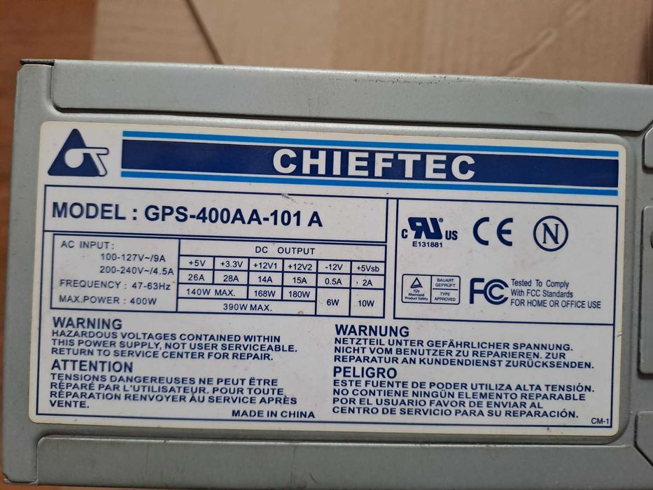 5 surse PC cu putere intre 390 si 550 W producatori diversi, Chieftec, RPC, Rexpower