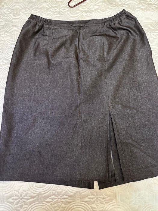 Продам юбки женские рр 52-54