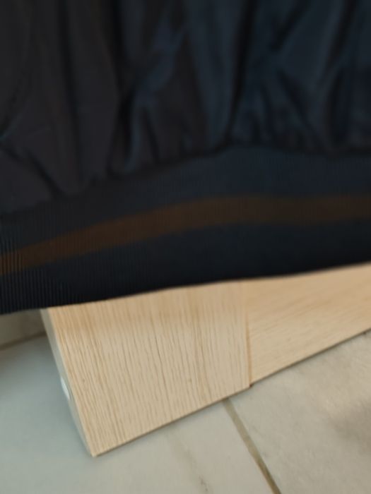 Яке в много добро състояние – ръст 176–177 Размера отговаря на М
Описа