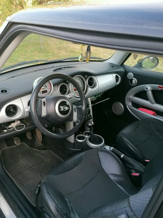 //Mini Cooper R50  Propietar acte la zi !!