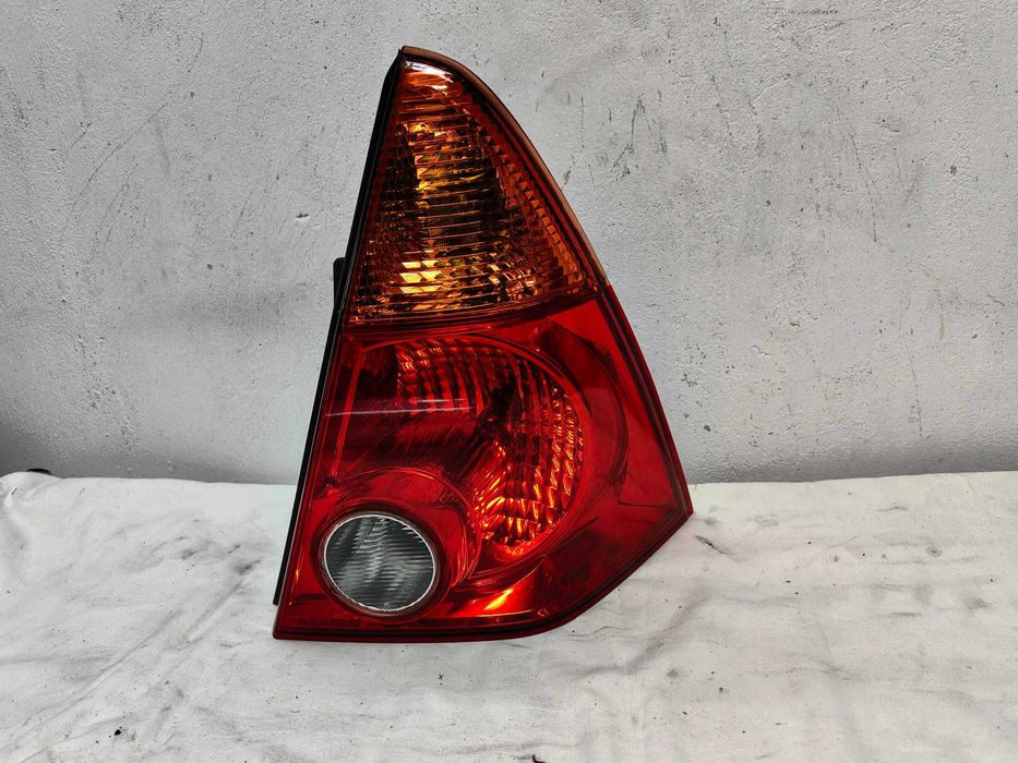 Оригинален стоп Daihatsu YRV