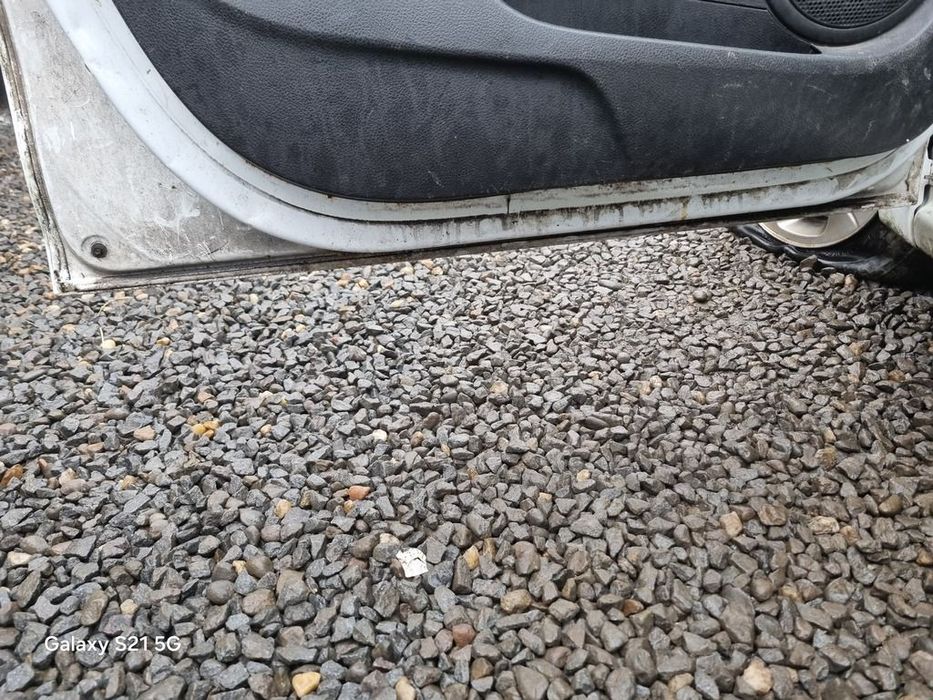 Usa Stanga Fata Dacia Dacia Logan II MCV 2013 - 2016 SUV 4 Usi Blanc Glacier DV369 (1422)