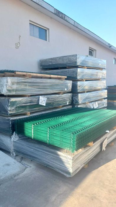 PLasa/ panou bordurat /TEAVA/ STALP 3.5-4.9MM/Zincat /Verde/Gri