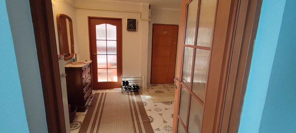 Apartament 3 camere 80mp