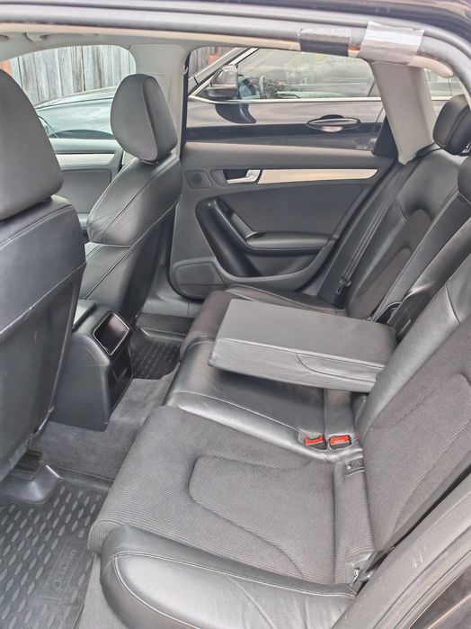Vând Audi A4 2.0 TDI din 2009