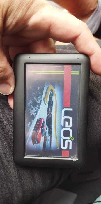 Навигация Leos 7 инча + по малка Leos 4 инча