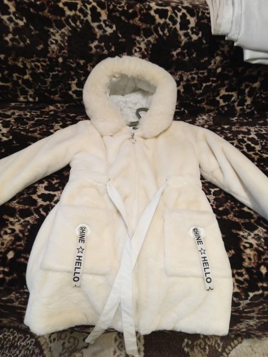 Шубка  беленькая