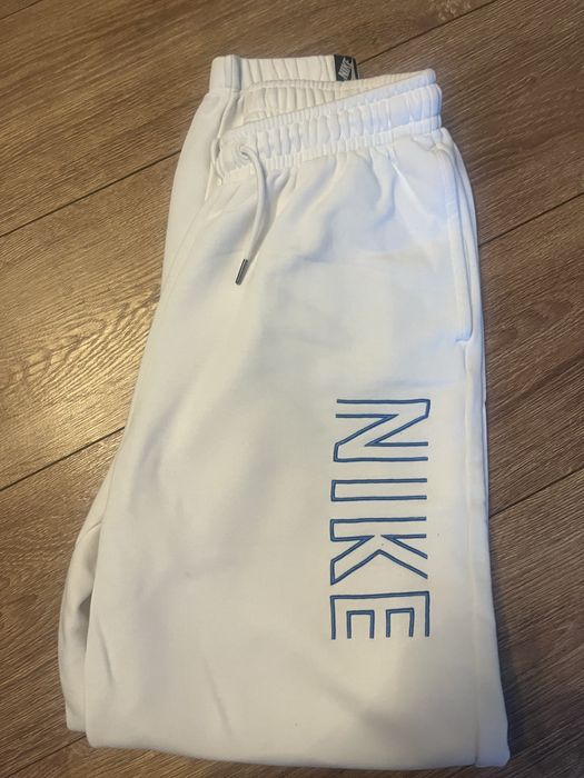 Pantalon alb nike dama