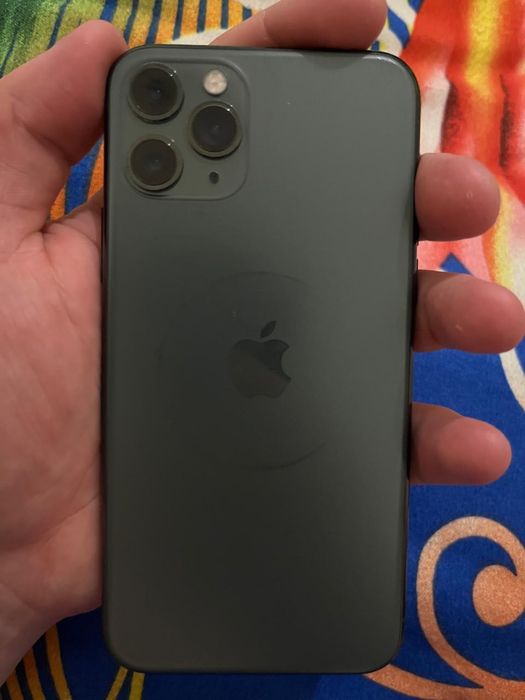 iphone 11 PRO……..