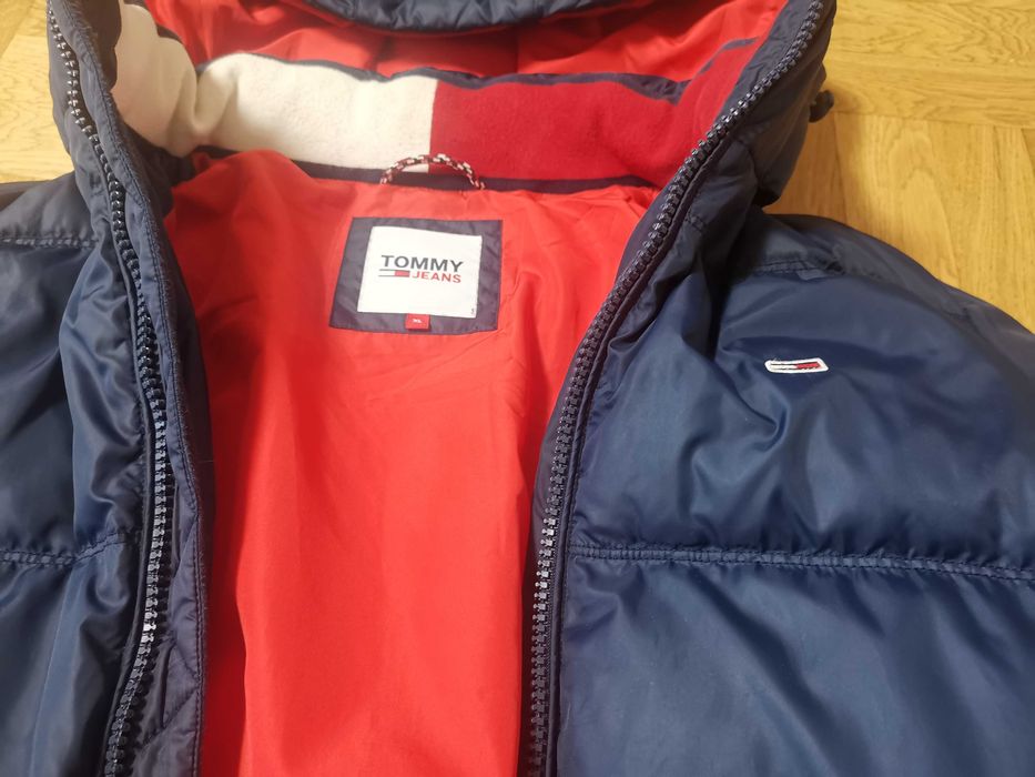 Tommy Jeans мъжко яке с гъши пух