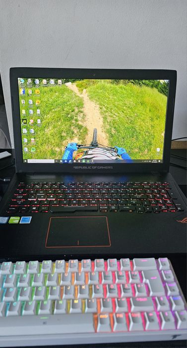 Laptop Asus ROG Strix 16 gb ram