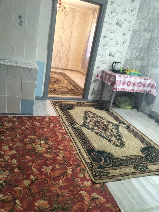 Продам часть дома в центре п.Восточного!