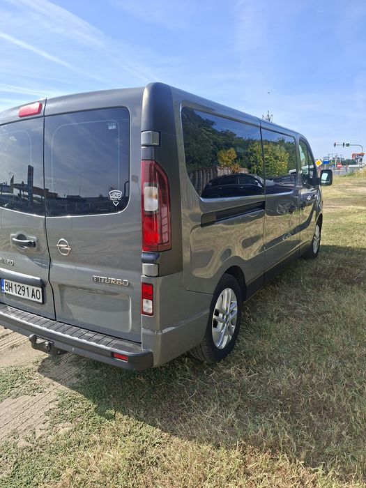 Opel vivaro 8+1 varianta lunga