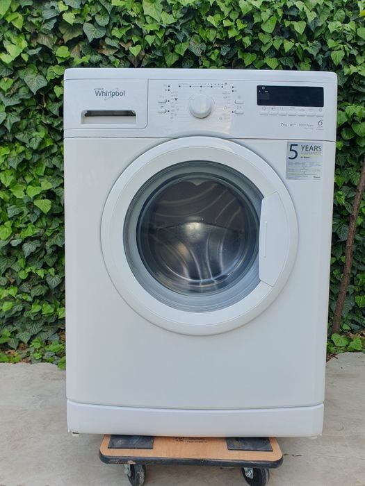 Masina de spalat  Whirlpool 7 kg in stare perfecta