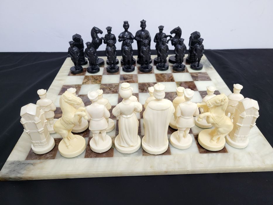 #3 Стар масивен мраморен шах
