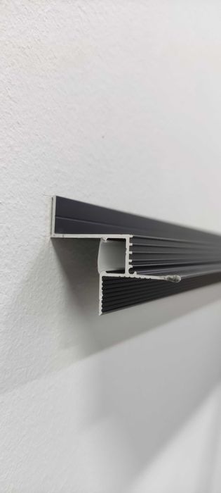 теневой, парящий потолочный профиль