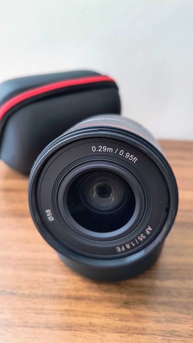 Samyang AF 35mm f/1.8 Sony FE