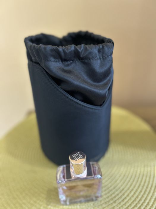 Givenchy nectar с козметична чанта