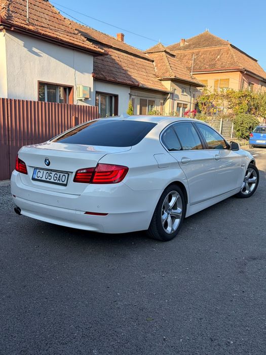 BMW Seria 5 2010 — imagine 3