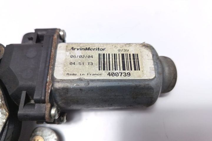 Motoras macara stanga fata 400739 IVECO Daily a 3-a generatie