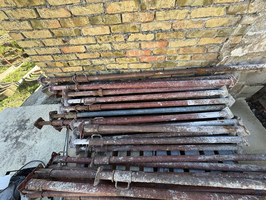 Продавам Хюнебеци, телескопични подпори