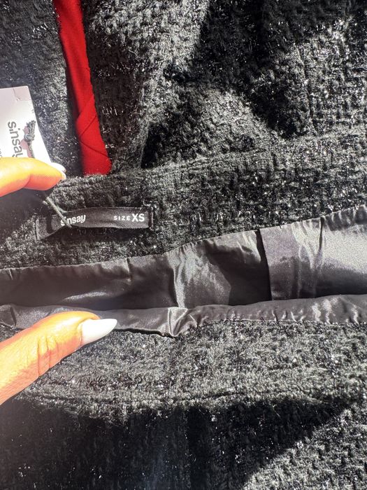 Дамски костюм пола и сако букле