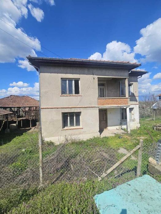 Продавам къща в с.Пешаково, област Видин