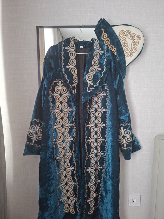 Продам чапан мужской