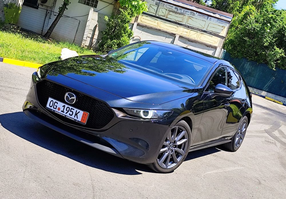 Mazda 3 2.0 benzina mild hybrid 150 cp takumi