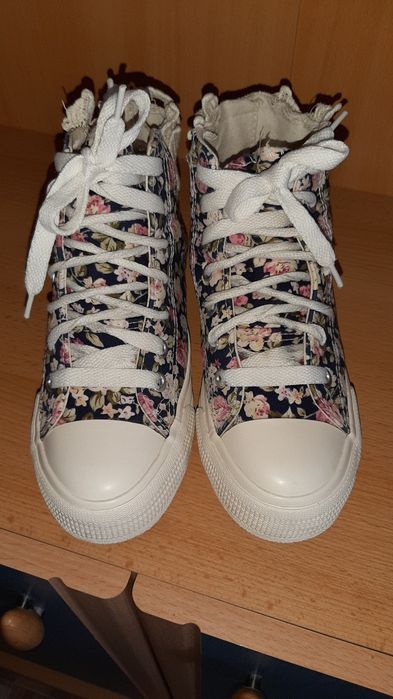 Продаю детс. обувь