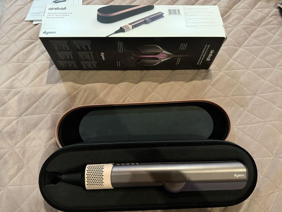 Преса за коса Dyson