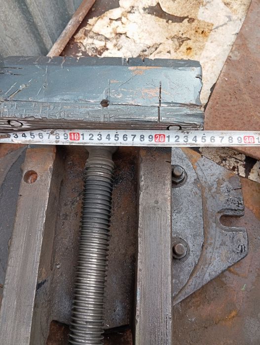 Продам тиски станочные