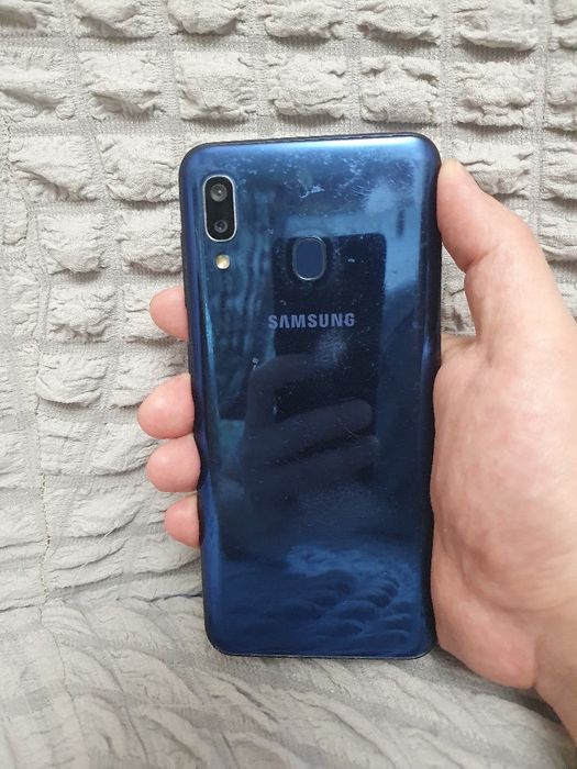 Srochna sotiladi Samsung Galaxy A20 32Gb Original Veitnam 2simkartali
